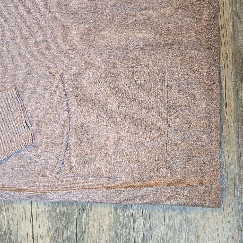 Sweater - Picture 2 of 3
